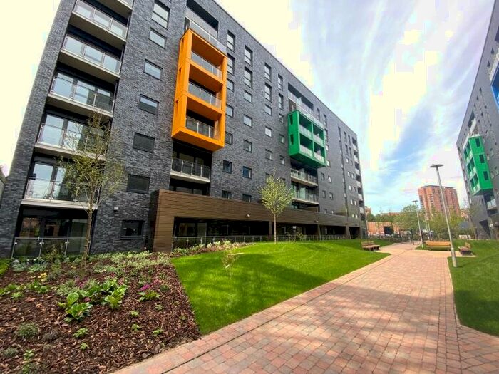 2 Bedroom Apartment To Rent In Potato Wharf Manchester, M3
