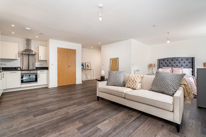 1 Bedroom Apartment To Rent In Williams Lodge, Leigh Street, High Wycombe, Buckinghamshire, HP11