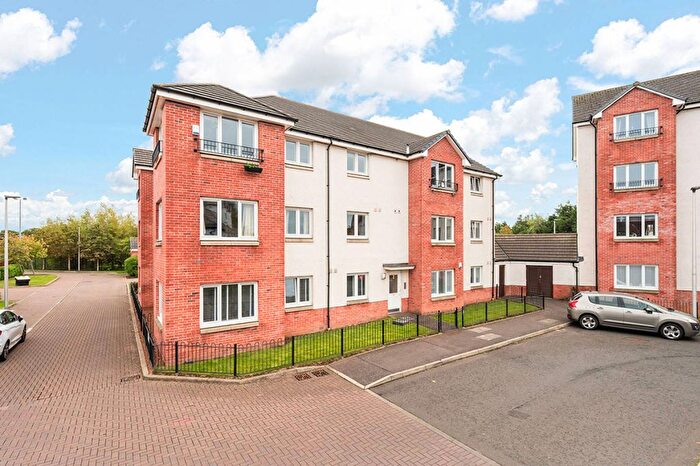 2 Bedroom Flat For Sale In Torwood Crescent, Edinburgh, Midlothian, EH12