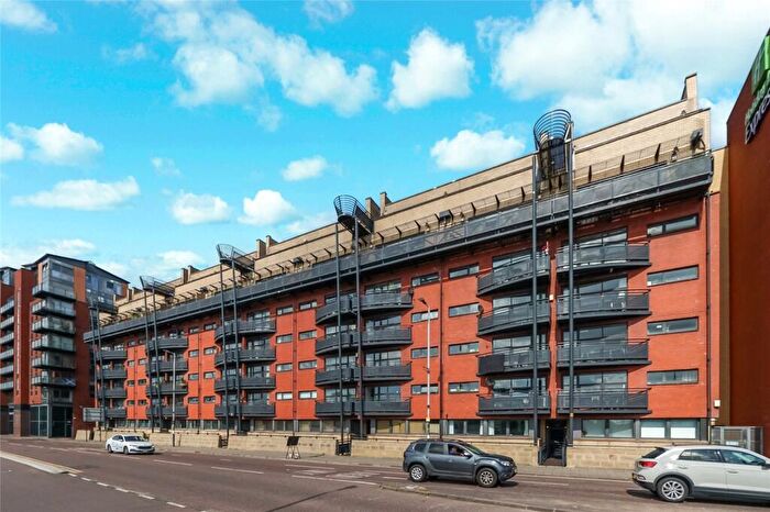 2 Bedroom Flat For Sale In Clyde Street, Glasgow, Glasgow City, G1