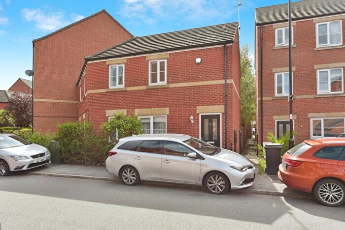 2 Bedroom Flat For Sale In Locke Drive, Sheffield, South Yorkshire, S9