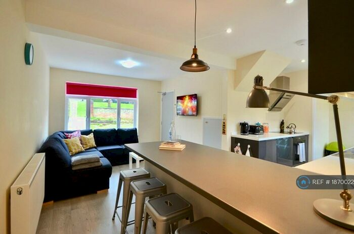 6 Bedroom Terraced House To Rent In Beatty Avenue, Brighton, BN1