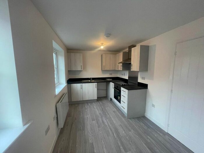 2 Bedroom Flat To Rent In Warrington Lane, Coventry, CV6