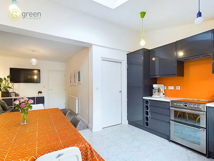3 Bedroom End Of Terrace House For Sale In Clarendon Road, Four Oaks, Sutton Coldfield, B75