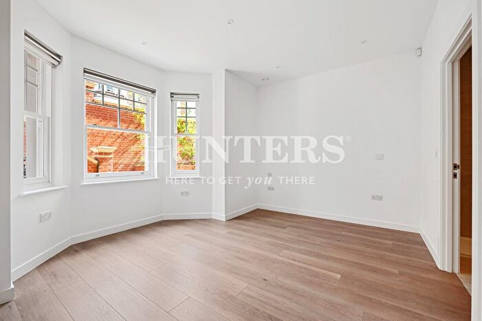 2 Bedroom Flat To Rent In Archway Road, London, N6