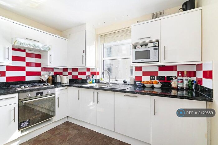 3 Bedroom Flat To Rent In Horatio Street, London, E2
