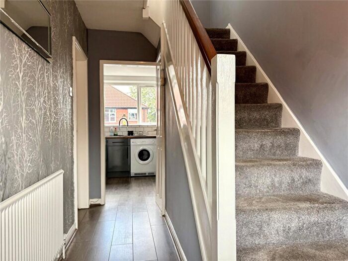 3 Bedroom Semi-Detached House For Sale In Priory Close, Coppice, Oldham, OL8
