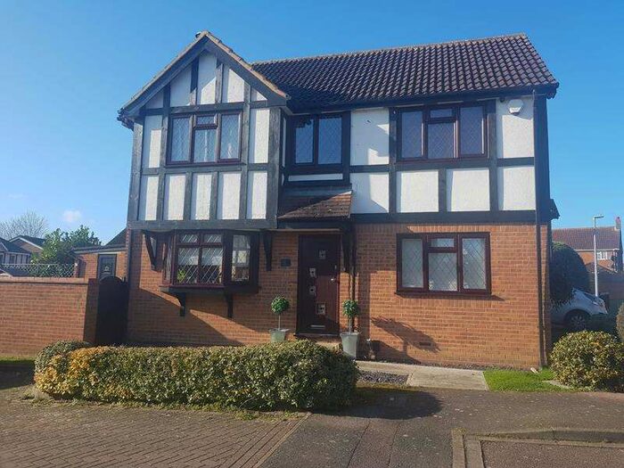 5 Bedroom Property To Rent In Naylor Avenue, Kempston, MK42