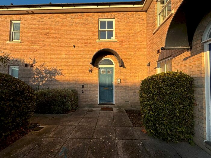 2 Bedroom Flat To Rent In Ben Sainty Court, Witham ., CM8