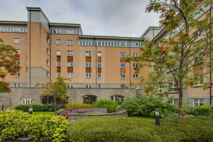 2 Bedroom Flat To Rent In Portland Street, Aberdeen, AB11