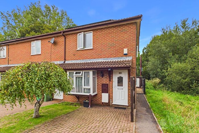 2 Bedroom End Of Terrace House For Sale In Gillman Close Hawkinge, Hawkinge, CT18