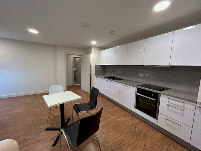 1 Bedroom Apartment To Rent In A Queen Street, Sheffield, S1