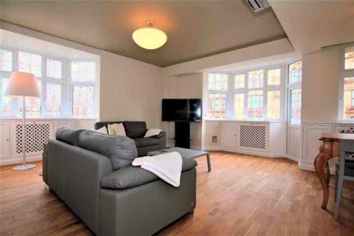 2 Bedroom Flat To Rent In Princes Court, Brompton Road, London, SW3