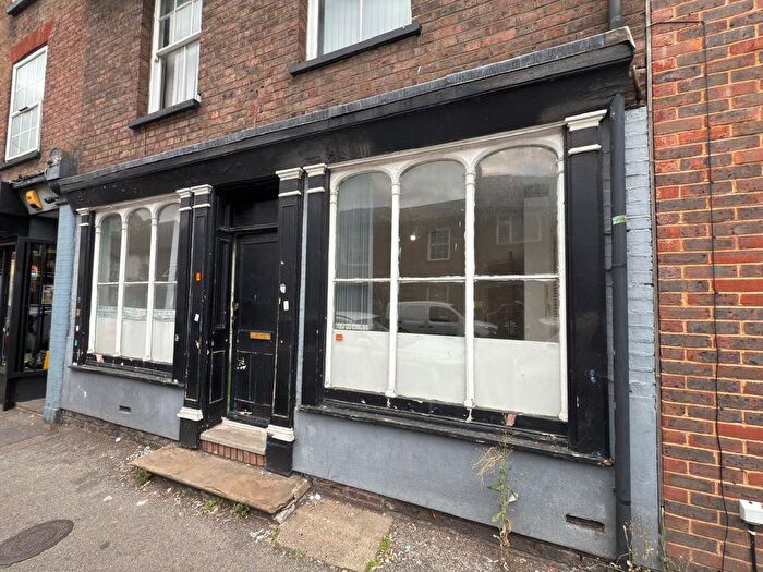 2 Bedroom Flat To Rent In Wellington Street, Luton, LU1
