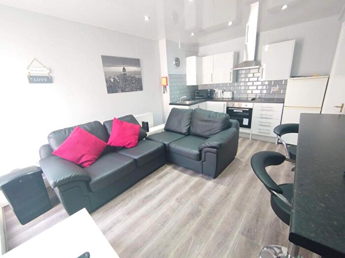 3 Bedroom Terraced House To Rent In Saxony Rd, Kensington Fields, L7