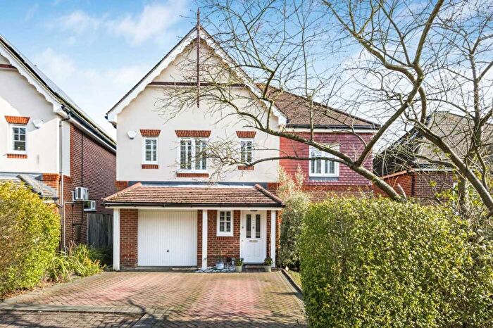 5 Bedroom Detached House For Sale In Charlotte Close, Caversham, Reading, Berkshire, RG4