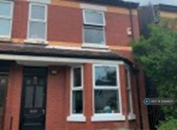4 Bedroom Semi-Detached House To Rent In Old Moat Lane, Manchester, M20