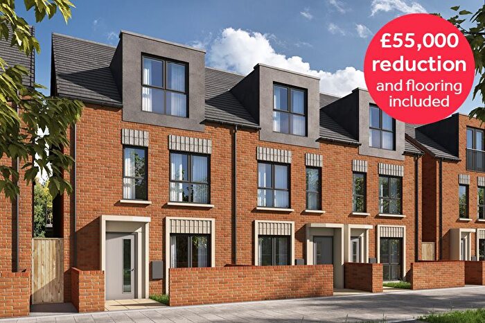 3 Bedroom Town House For Sale In "Brinkworth" At Romney Avenue, Bristol, BS7