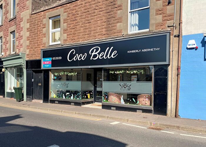 Studio To Rent In High Street, Crieff, PH6