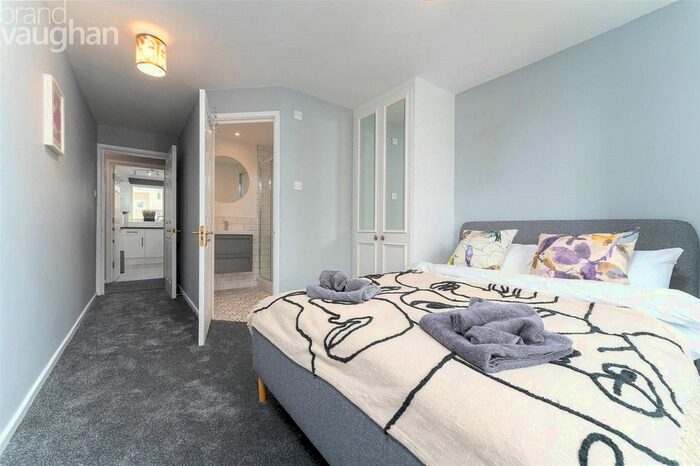 2 Bedroom Flat To Rent In Sovereign Court, Brighton Marina, BN2