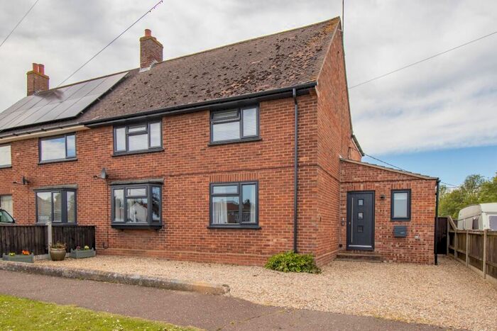 3 Bedroom Semi-Detached House For Sale In The Elms, Hindringham, NR21