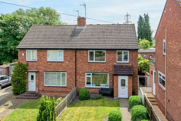 4 Bedroom Semi-Detached House To Rent In Kennington, Oxfordshire, OX1