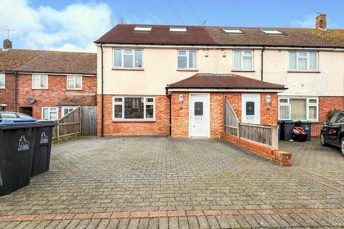5 Bedroom Semi-Detached House To Rent In Oxford Road, Canterbury, Kent, CT1