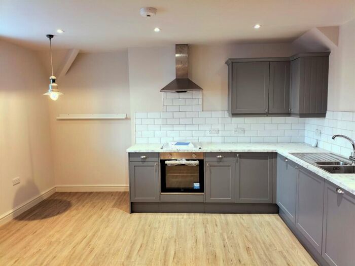 2 Bedroom Apartment To Rent In Sea View Road, Colwyn Bay, Clwyd, LL29