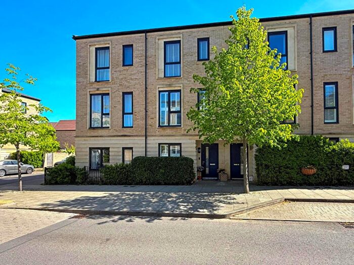 4 Bedroom Terraced House For Sale In Mulberry Way, Bath, BA2