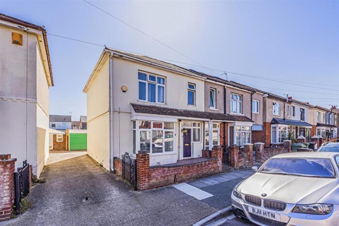 3 Bedroom House For Sale In Kimbolton Road, Portsmouth, PO3