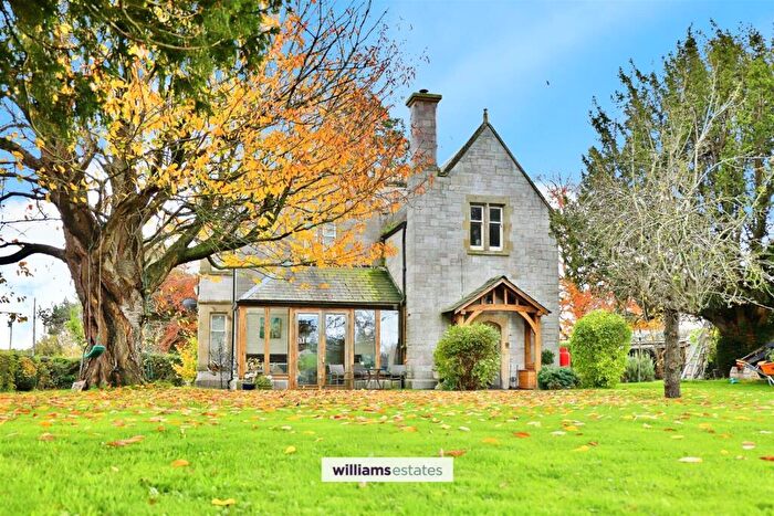 5 Bedroom Detached House For Sale In Prion Road, Denbigh, LL16