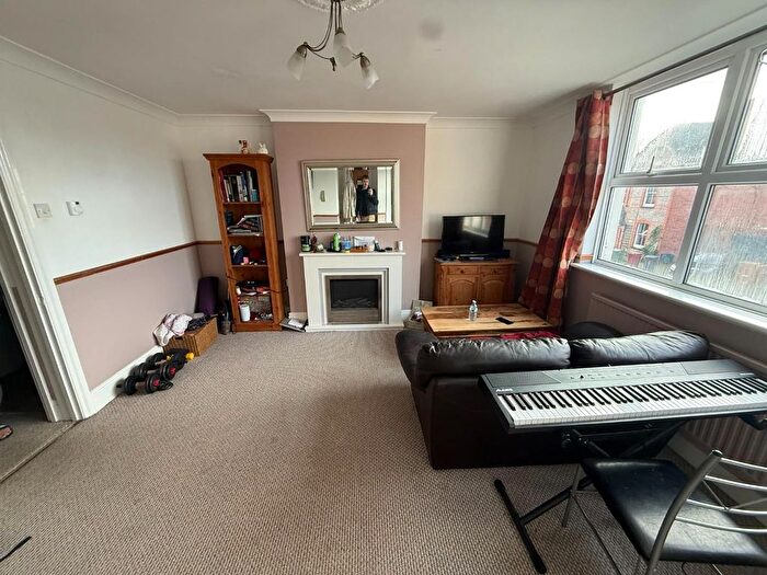 1 Bedroom Flat To Rent In Carnarvon Road, Reading, RG1
