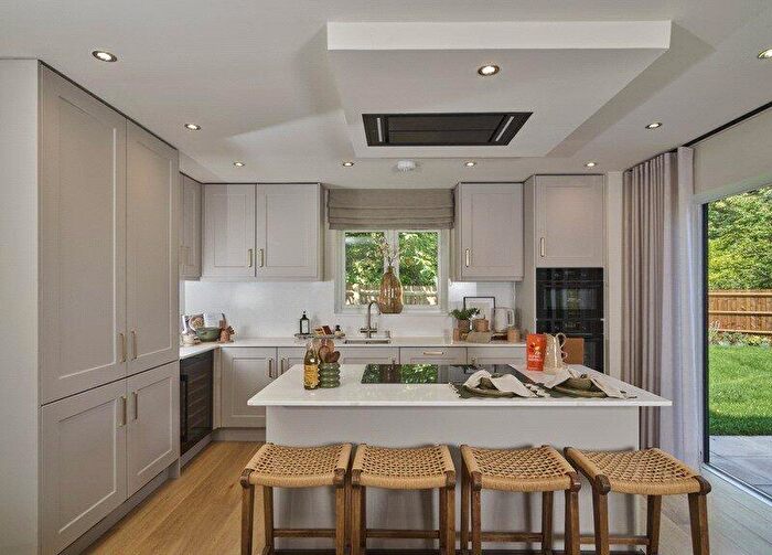 4 Bedroom Detached House For Sale In Bellew Road, Deepcut, Camberley, Surrey, GU16
