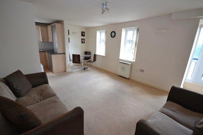 2 Bedroom Flat To Rent In Princess Road East, Leicester, LE1