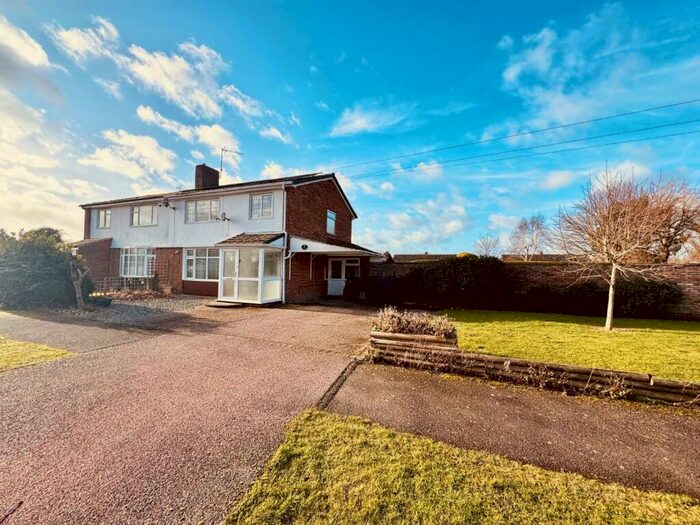 3 Bedroom Semi-Detached House For Sale In Onley Park, Willoughby, Rugby, CV23
