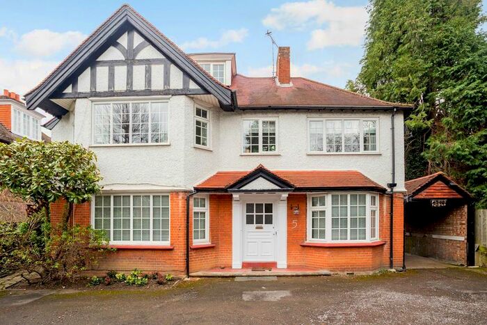 3 Bedroom Flat To Rent In Gff Upper Brighton Road, Surbiton, KT6