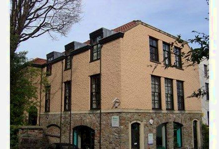 4 Bedroom Flat To Rent In Hope Chapel House, BS8