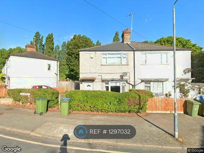 3 Bedroom Semi-Detached House To Rent In Mccall Crescent, London SE7