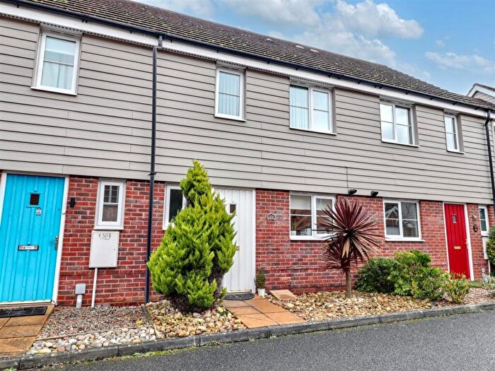 3 Bedroom Terraced House For Sale In Rose Avenue, Costessey, NR8