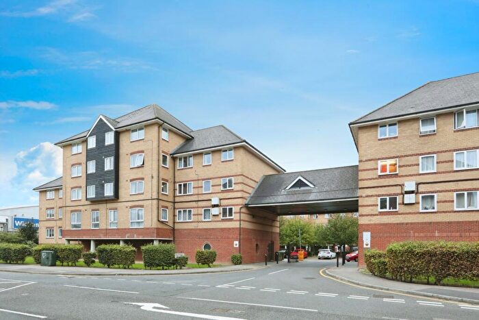 1 Bedroom Flat For Sale In St. Peters Street, Maidstone, Kent, ME16