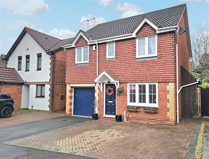 4 Bedroom Detached House For Sale In Stocken Close, Hucclecote, Gloucester, GL3