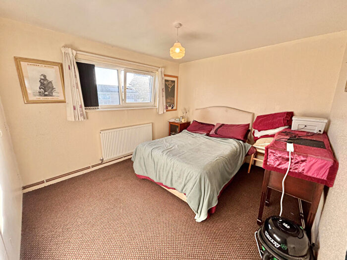 2 Bedroom Apartment For Sale In Nesswood Avenue, South Shore, FY4
