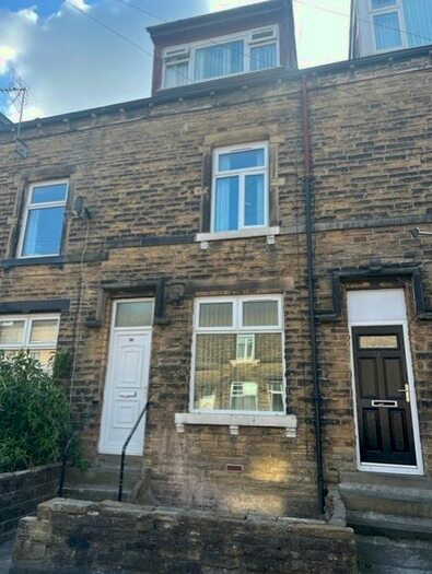 4 Bedroom Terraced House To Rent In Bridgewater Road, Bradford, West Yorkshire, BD9
