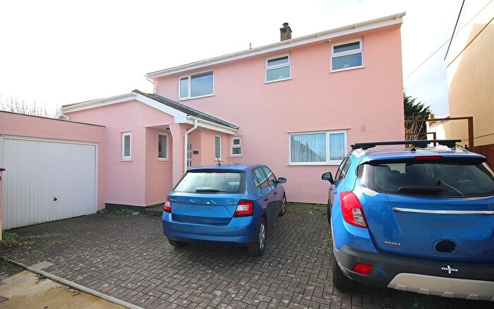 3 Bedroom Detached House For Sale In Cowdray Terrace, Saltash, PL12