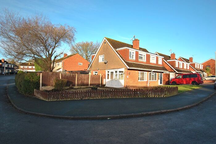 3 Bedroom Semi-Detached House For Sale In Swinburne Close, Sutton Hill, Telford, TF7