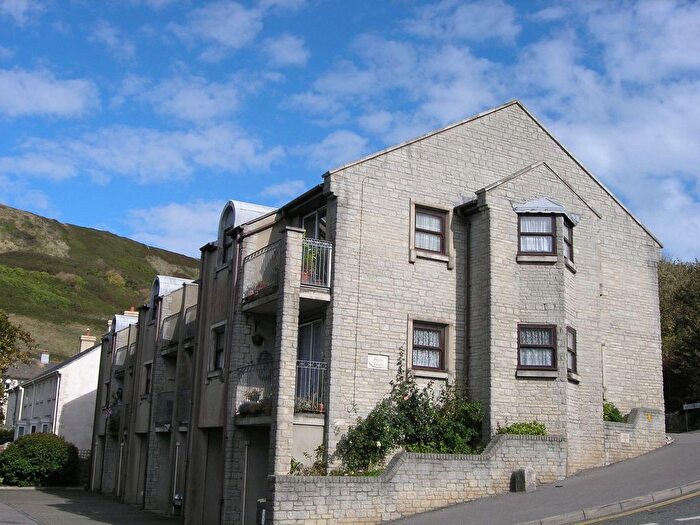 1 Bedroom Flat To Rent In Tillycombe Road, Portland, Dorset, DT5