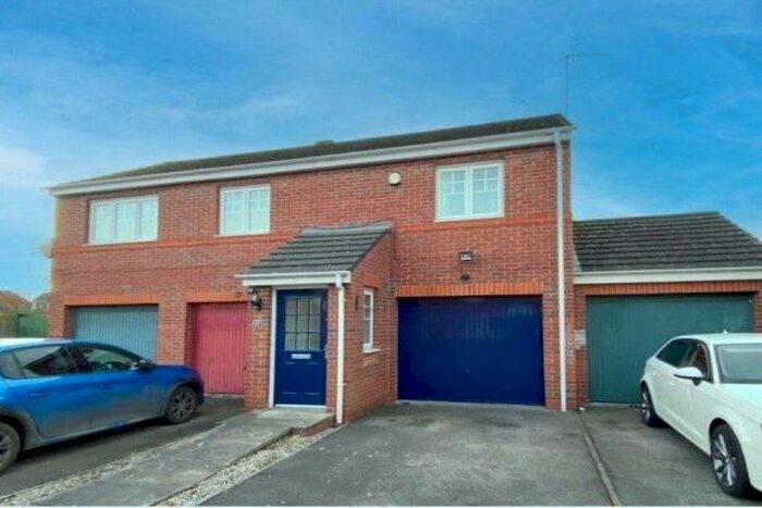 2 Bedroom Property To Rent In Bateman Close, Crewe, CW1