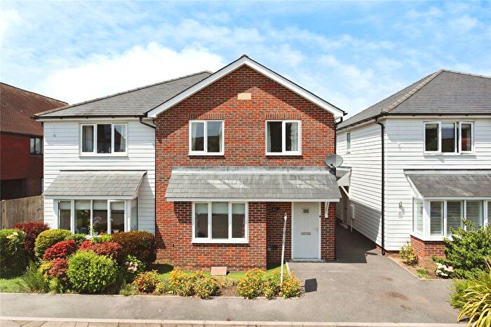 3 Bedroom Semi-Detached House For Sale In Davis Mews, Northgrove Road, Hawkhurst, Cranbrook, TN18