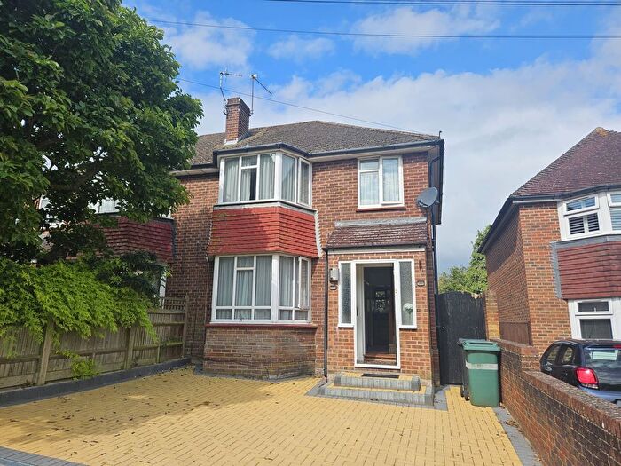 3 Bedroom Property To Rent In Heathfield Close, Maidstone, ME14