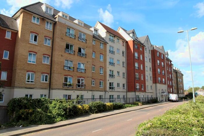 2 Bedroom Flat For Sale In Broad Street, Northampton, NN1